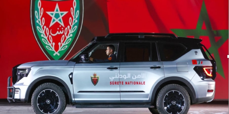 “Smart Patrol” سيارة الشرطة الذكية المميزة بطائرة درون مدمجة وتقنية التعرف على الوجوه رقميا 1 Smart Patrol