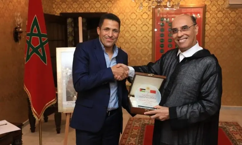 سفارة المغرب بالأردن تحتفي بالحسين عموتة وطاقمه المساعد 1 الحسين عموتة
