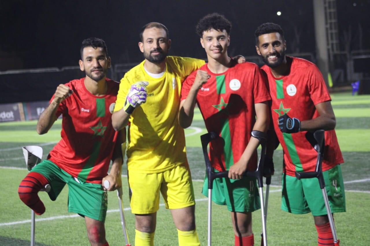 المنتخب المغربي لمبتوري الأطراف يتأهل إلى نهائي "الكان" بفوزه على نظيره النيجيري بـ 6 - 2 1 المنتخب الوطني لمبتوري الأطراف