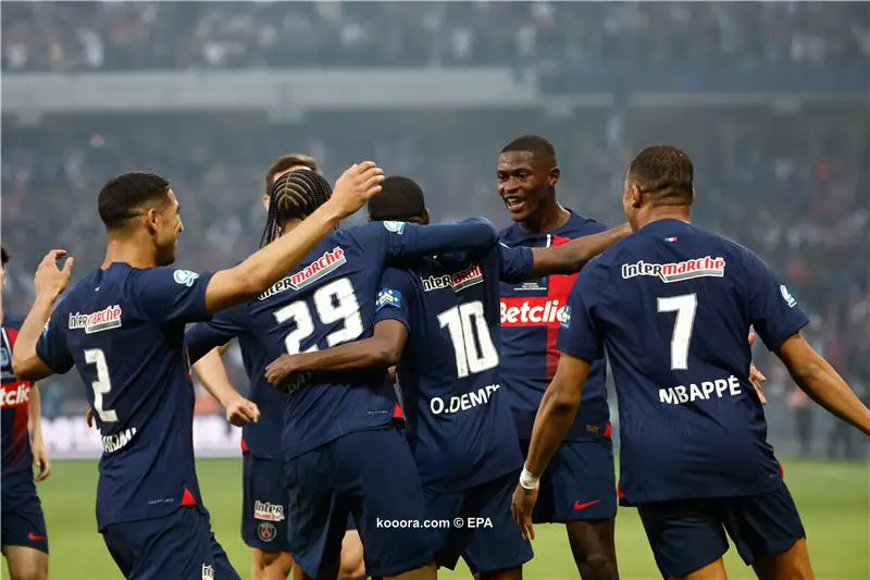 كأس فرنسا..حكيمي يتوج باللقب لأول مرة مع باريس سان جيرمان 1 حكيمي