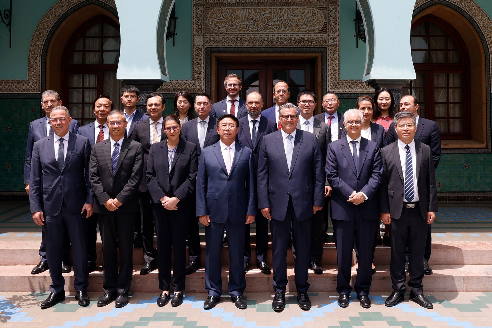 المغرب والصين يوقعان اتفاقية مهمة لإنتاج بطاريات السيارات الكهربائية بالقنيطرة 1 إنتاج بطاريات السيارات الكهربائية