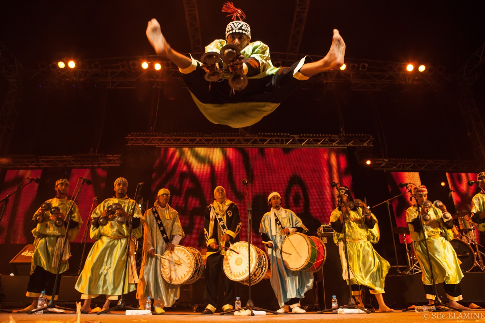 الصويرة.. إسدال الستار على فعاليات الدورة الـ25 لمهرجان كناوة وموسيقى العالم 1 essaouira festival