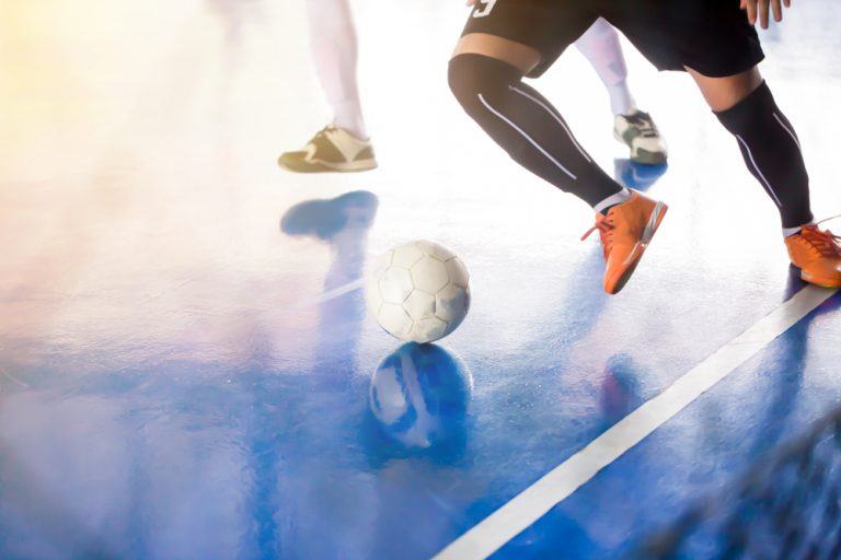 كرة القدم داخل القاعة للسيدات.. عصبة الدار البيضاء الكبرى تفوز بكأس التحدي ما بين العصب 1 foot salle