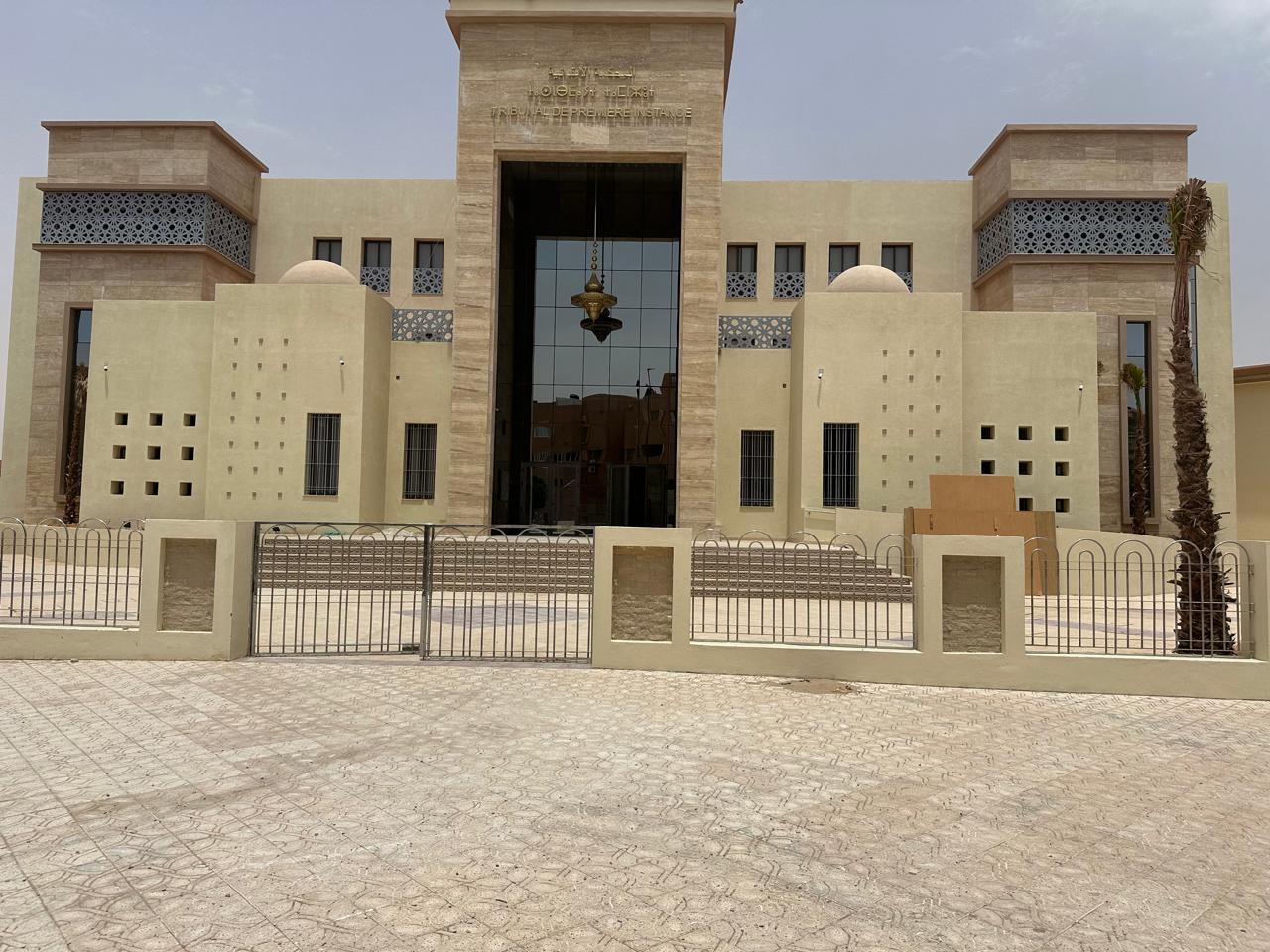 مدينة العيون تستعد افتتاح المحكمة الإبتدائية الجديدة يوم غذ الاثنين 1 المحكمة الإبتدائية العيون