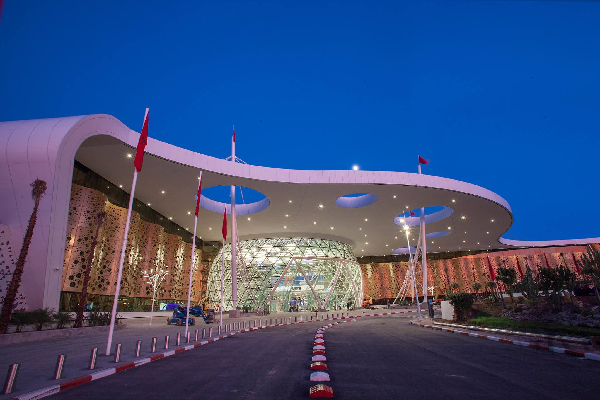 مطار مراكش المنارة: ارتفاع حركة النقل الجوي بأزيد من 33 في المائة عند متم شتنبر الماضي 1 Aeroport Marrakech Menara