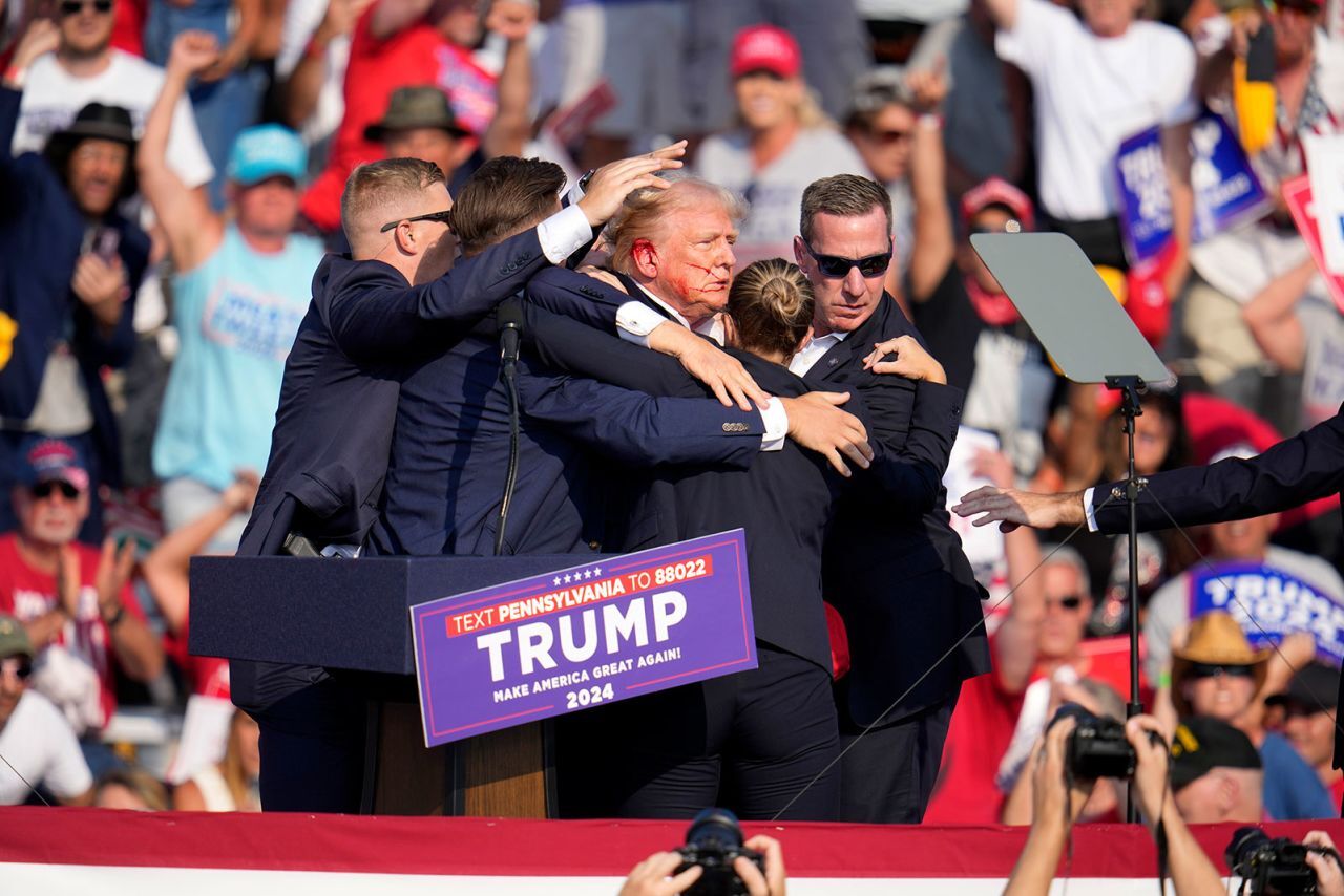 القضاء الأمريكي يوجه الاتهام إلى "عميل لإيران" بالتخطيط لاغتيال دونالد ترامب 1 donald trump 2