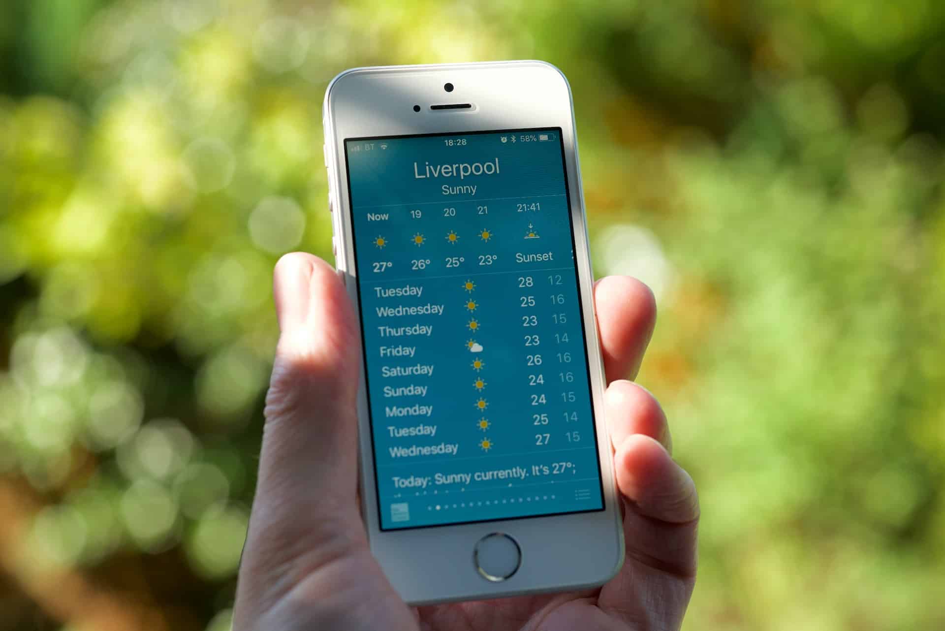 "غوغل" تعلن ابتكار أداة ذكاء اصطناعي تُوفر توقعات جوية بدقة غير مسبوقة 1 Google meteo