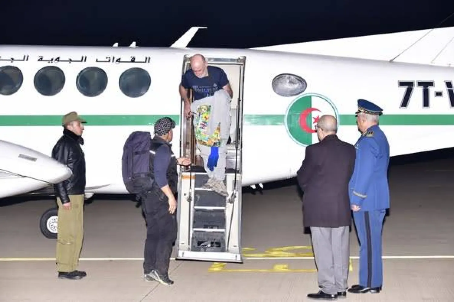 وليد كبير: ''مسرحية اختطاف السائح الاسباني مفبركة الفصول والأحداث.. ونظام الكابرانات يحاول تقليد النجاح المغربي في تحرير أربعة رهائن فرنسيين ببوركينا فاسو" 1 929255.jpeg