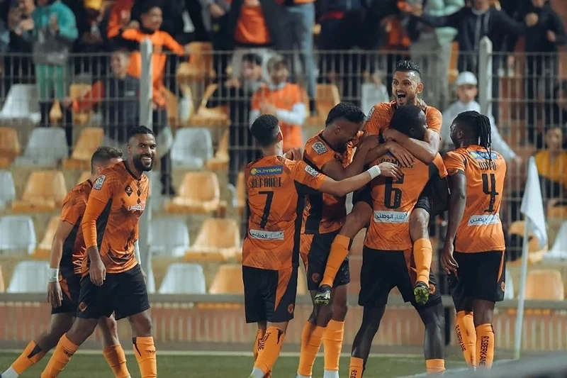 البطولة الإحترافية... اتحاد طنجة ينهزم أمام نهضة بركان بـ(3-1) 1 Renaissance de Berkane