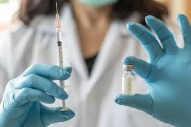 وزارة الصحة تعلن عن الإجراءات الصحية الجديدة لأداء المغاربة مناسك العمرة 1 vaccin