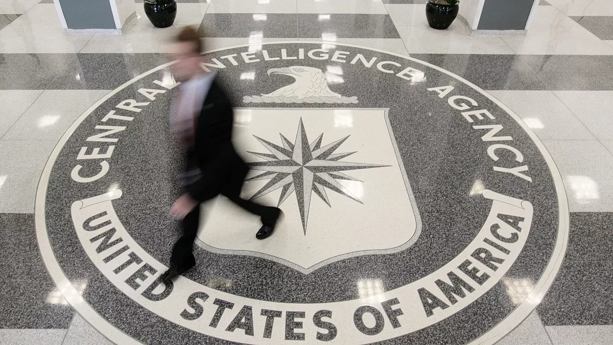 المخابرات الأمريكية تقلص الموظفين وتعرض خطة مغادرة طوعية لكامل قوتها العاملة 1 CIA