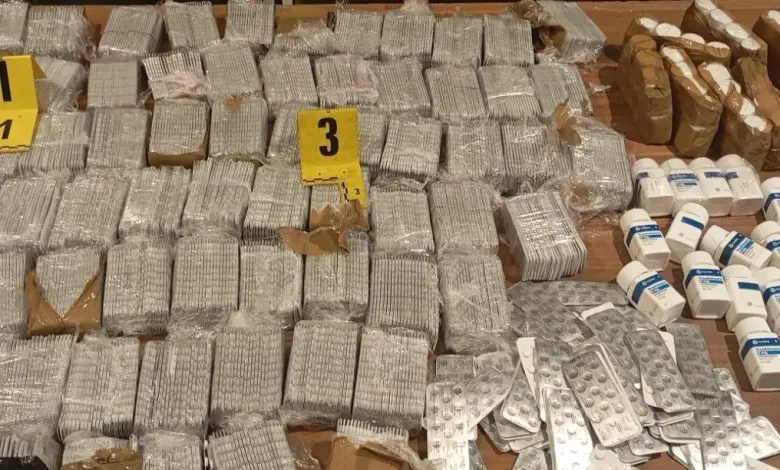 ميناء طنجة.. إحباط محاولة لتهريب أزيد من 64 ألف قرص مخدر وتوقيف ثلاثة أشخاص 1 drogues tanger