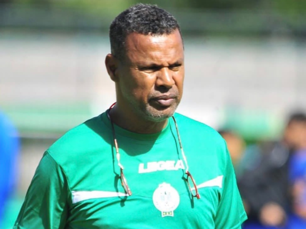 لسعد الشابي مدربا جديدا لنادي الرجاء الرياضي 2 لسعد الشابي الرجاء الرياضي