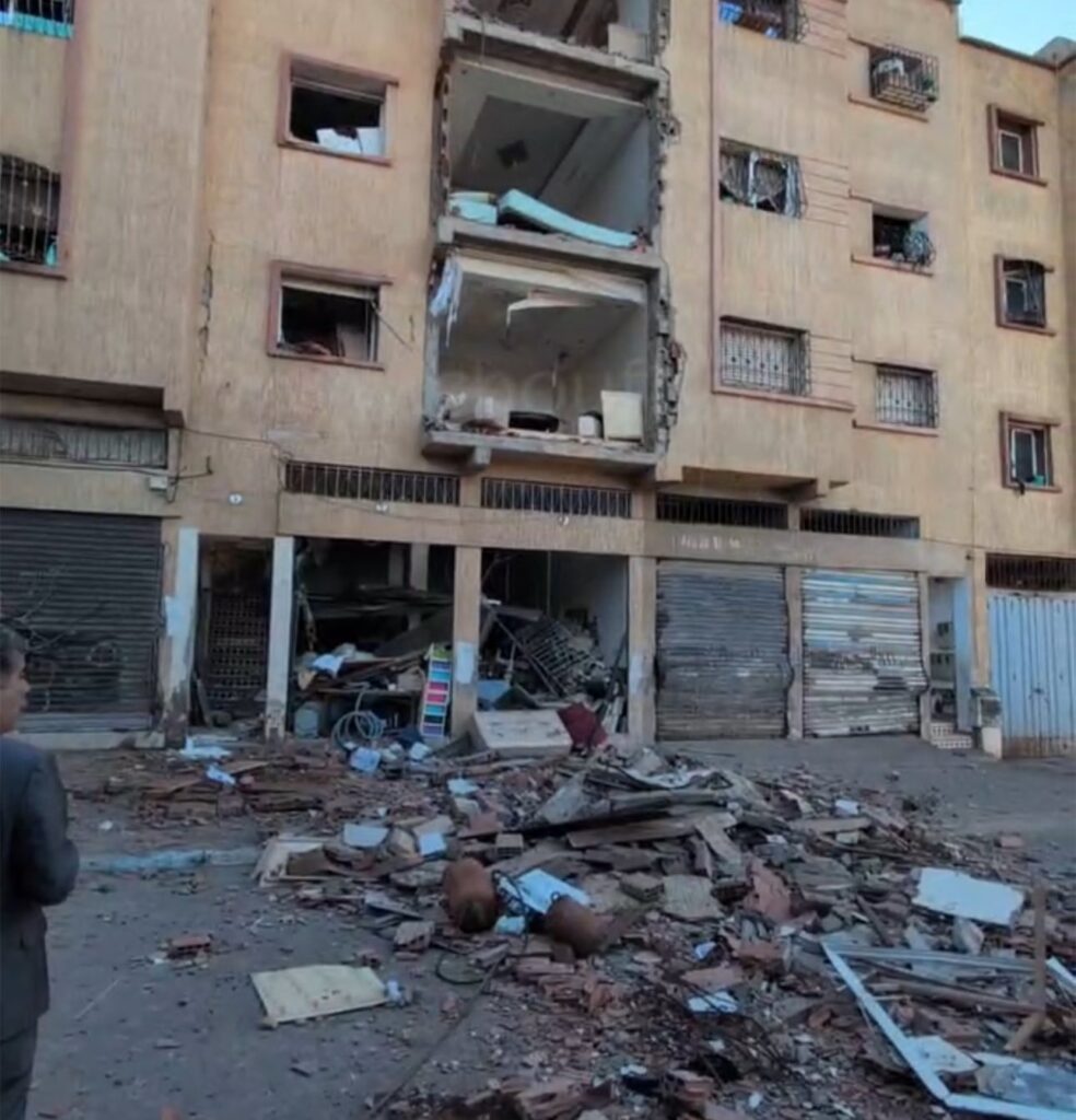 النواصر.. انفجار قنينتي غاز يخلف إصابة 10 أشخاص بجروح و حروق متفاوتة الخطورة (صور+فيديو) 3 النواصر 2