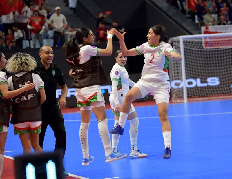 لبؤات الأطلس يتوجن بكأس إفريقيا داخل القاعة بعد “ريمونتادا” أمام تنزانيا 1 Futsal