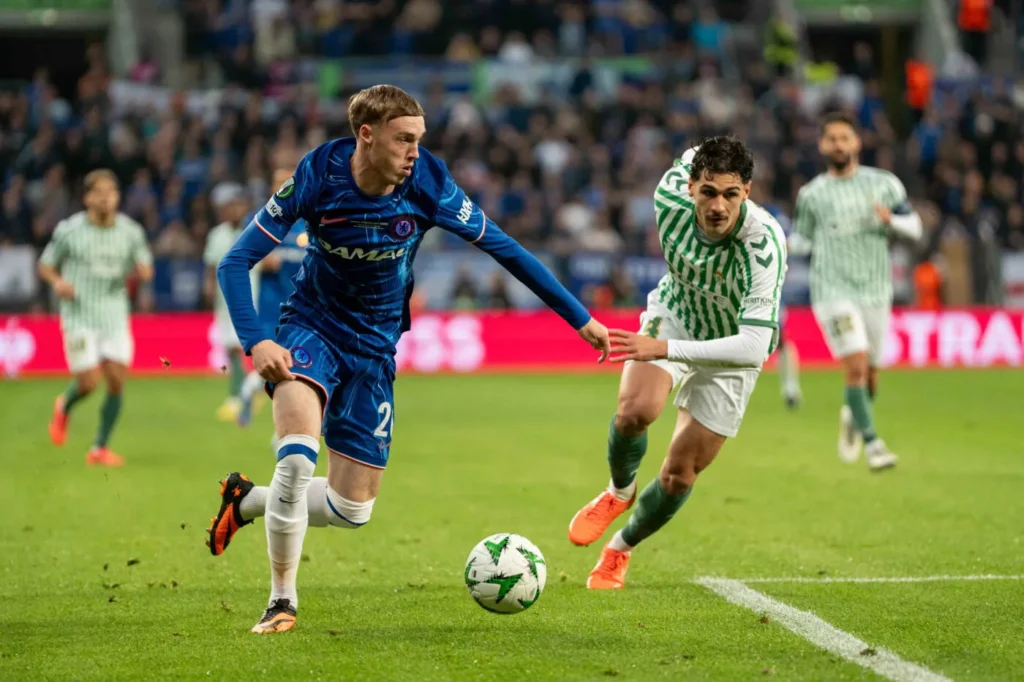 تشيلسي يحرز لقب دوري المؤتمر الأوروبي بفوزه على ريال بيتيس (4-1) 2 تشيلسي 1