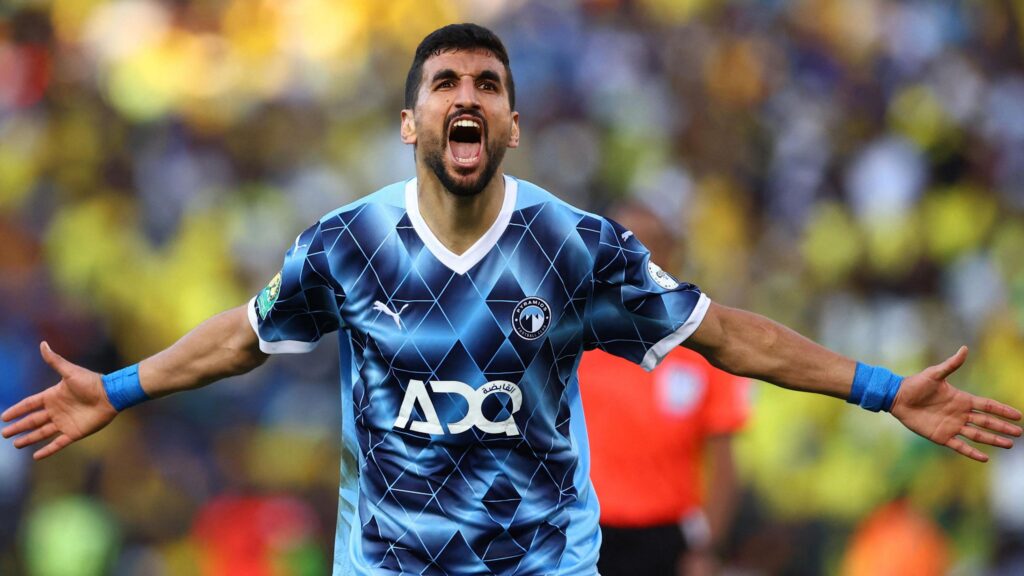 بالفيديو.. وليد الكرتي يقود بيراميدز لتعادل ثمين ضد ماميلودي صن داونز (1-1) في ذهاب نهائي دوري أبطال إفريقيا 2 ليد الكرتي