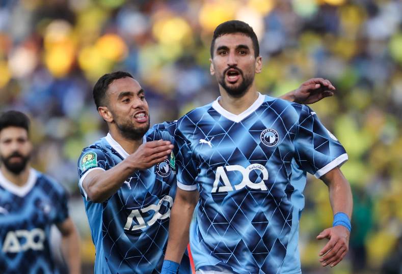 بالفيديو.. وليد الكرتي يقود بيراميدز لتعادل ثمين ضد ماميلودي صن داونز (1-1) في ذهاب نهائي دوري أبطال إفريقيا 1 وليد الكرتي