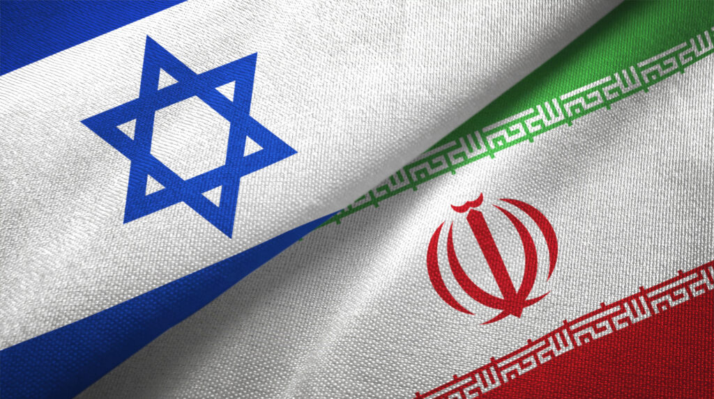 إيران تعلن الاستسلام والالتزام بوقف إطلاق النار أولا قبل إسرائيل إيران تعلن الاستسلام والالتزام بوقف إطلاق النار أولا قبل إسرائيل
