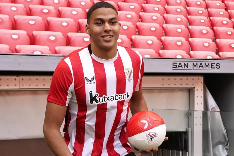 مروان سنادي