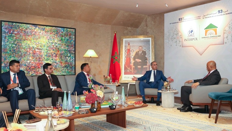 عبد اللطيف حموشي (2)